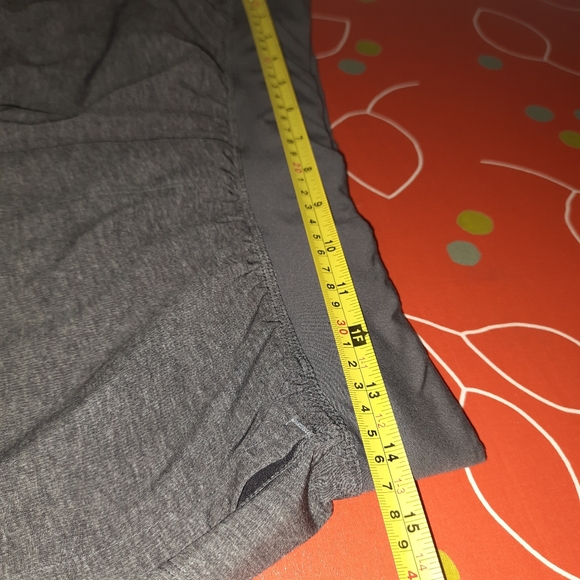 Lululemon Pace Breaker Shorts Gray Size M - Picture 11 of 16